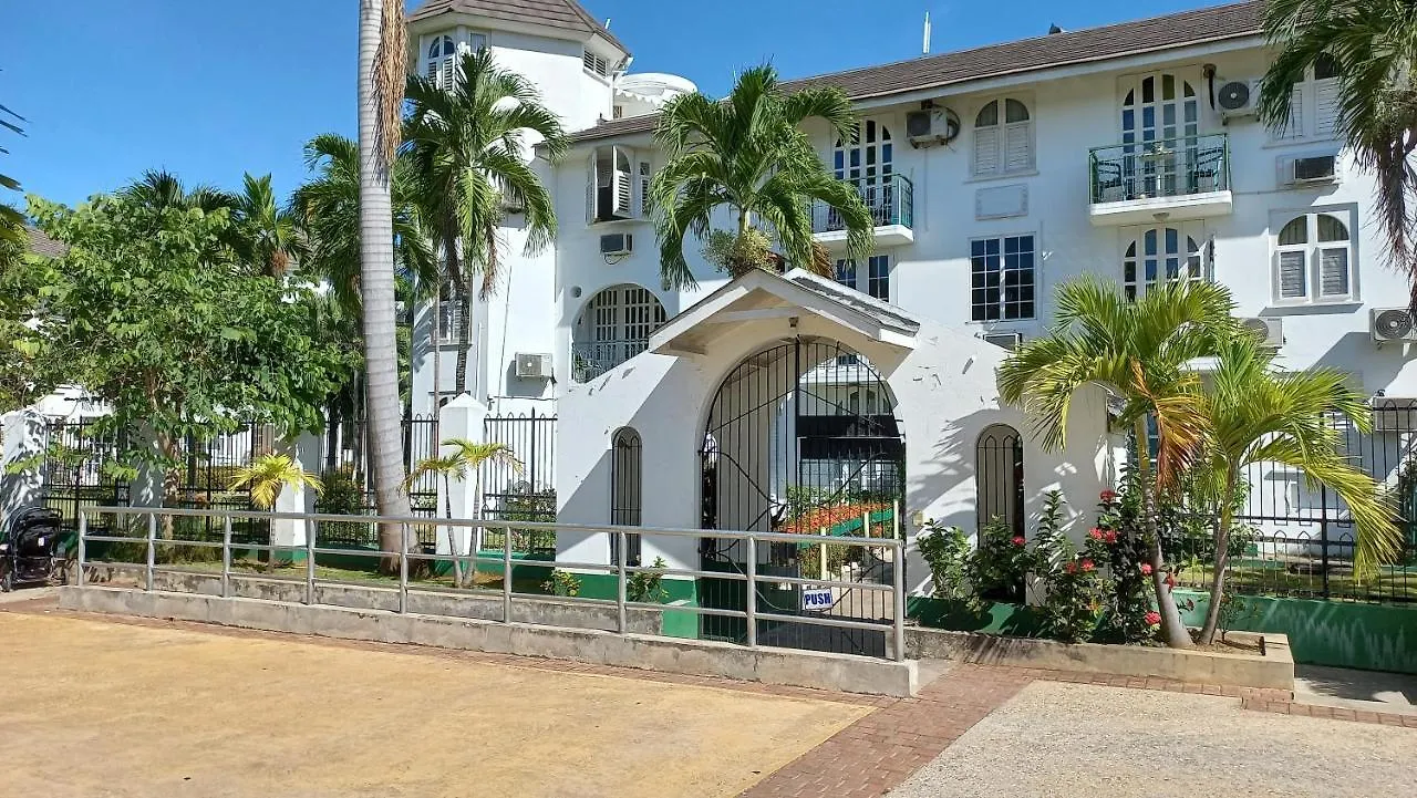 Beautiful Balcony By The Sea Aparthotel Ocho Rios 0*,  Jamaica