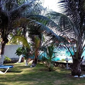 chrisanns-beach-resort.greaterantilleshotels.net/